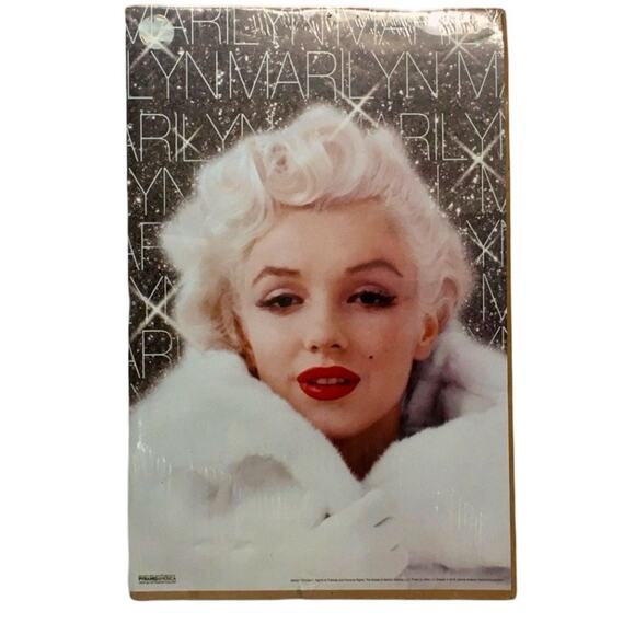 Marylin Monroe Color Portrait Poster - Picture 1 of 4